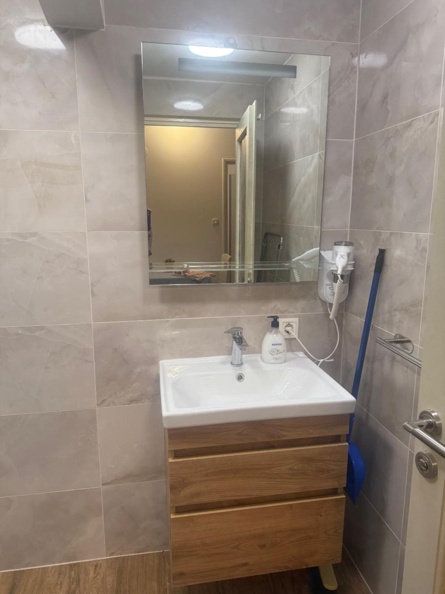 Apartmani Milokanovic Funtana Exterior foto